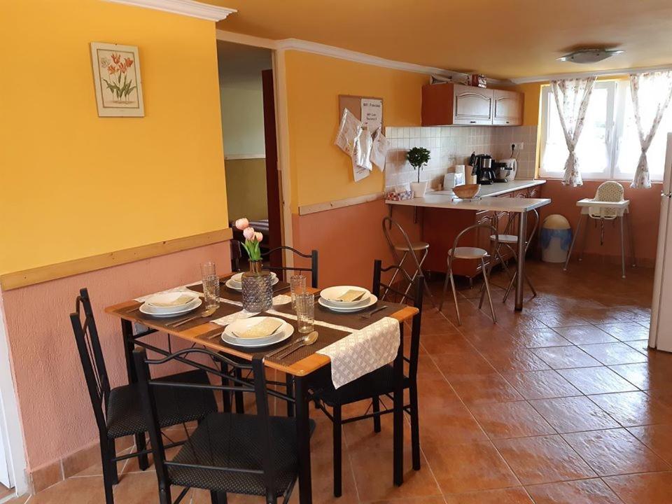 Aranyeso Apartman Hajdúszoboszló Εξωτερικό φωτογραφία